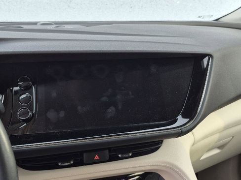 Used 2023 Buick Envision Avenir image 10