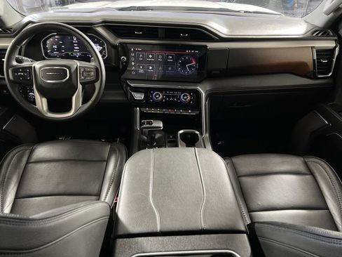 Used 2024 GMC Sierra 1500 Denali w/ Denali Reserve Package image 22