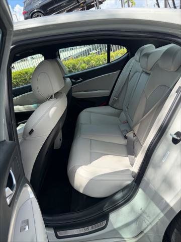 Used 2025 Genesis G70 2.5T RWD image 16