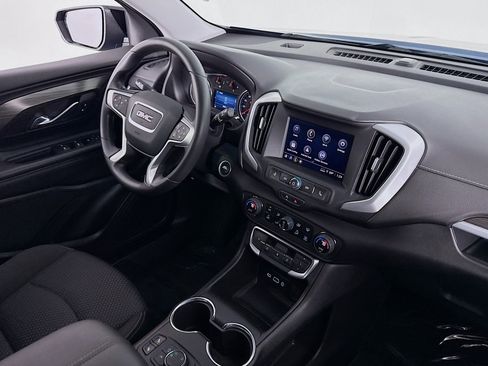 Used 2024 GMC Terrain SLE w/ Driver Convenience Package image 15
