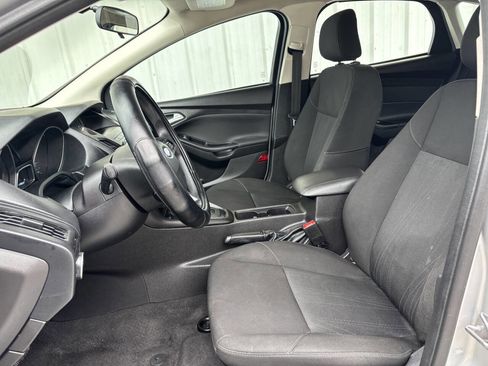Used 2018 Ford Focus SE image 10