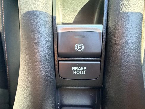 Used 2024 Honda HR-V Sport image 54