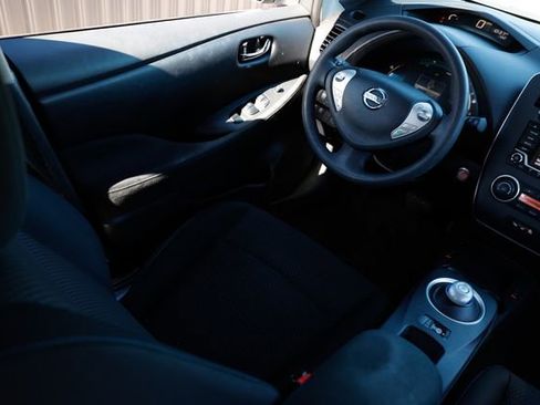 Used 2016 Nissan Leaf S w/ Charger Package image 25