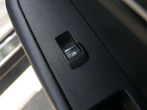 Used 2023 Ford Edge SEL w/ Convenience Package AWD/4WD image 26