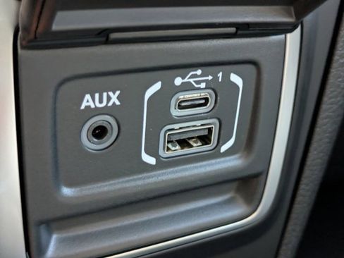 New 2026 Jeep Gladiator Sport image 18