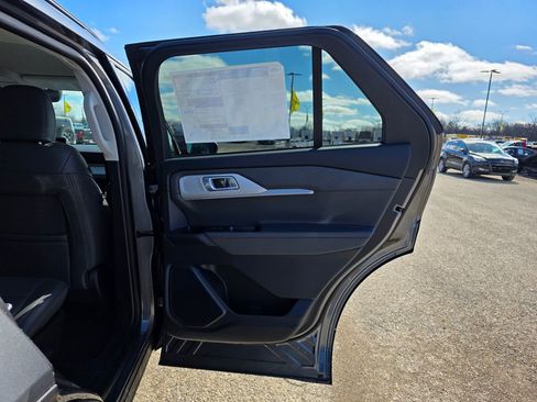 New 2026 Ford Explorer Active AWD/4WD image 26