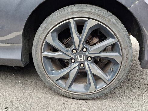 Used 2019 Honda Civic Sport image 4