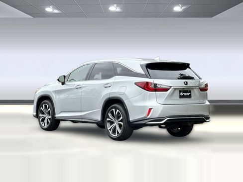 Used 2018 Lexus RX 350L FWD image 3