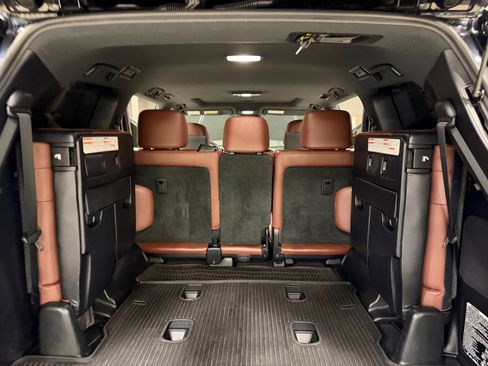 Used 2018 Toyota Land Cruiser w/ Carpet Mat Package AWD/4WD image 27