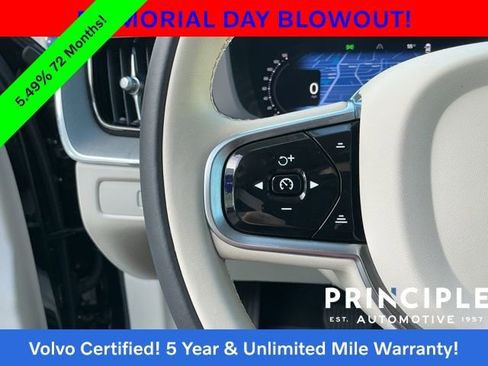 Certified 2023 Volvo XC60 B5 Plus FWD image 23