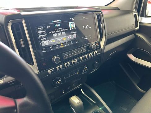Used 2026 Nissan Frontier SV RWD image 18