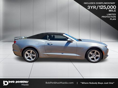 Used 2023 Chevrolet Camaro LT RWD image 24