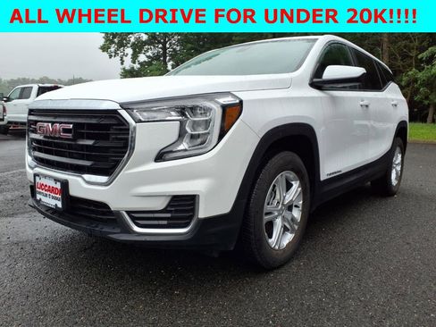 Used 2022 GMC Terrain SLE image 5