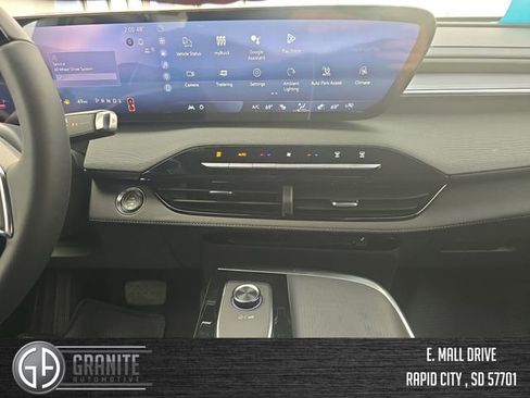 New 2026 Buick Enclave Sport Touring w/ Super Cruise Package AWD/4WD image 17