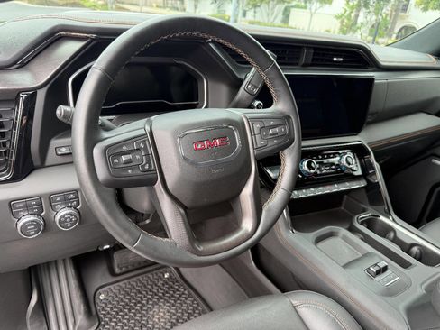 Used 2024 GMC Sierra 2500 AT4 w/ AT4 Premium Plus Package AWD/4WD image 22