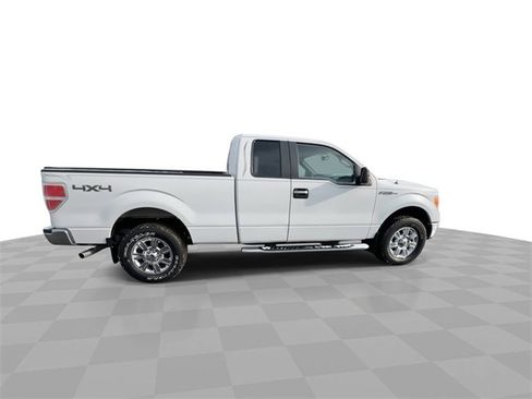 Used 2011 Ford F150 XLT w/ XLT Chrome Pkg image 9