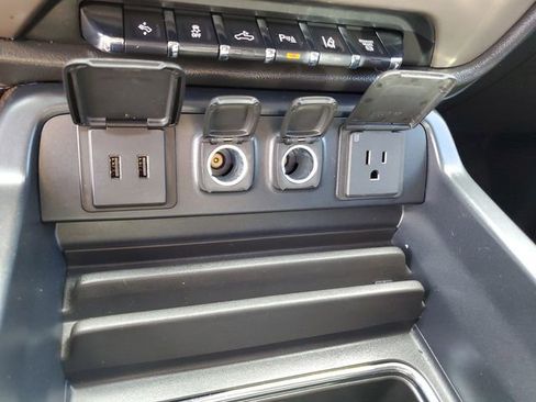 Used 2018 GMC Sierra 2500 Denali w/ Duramax Plus Package image 25