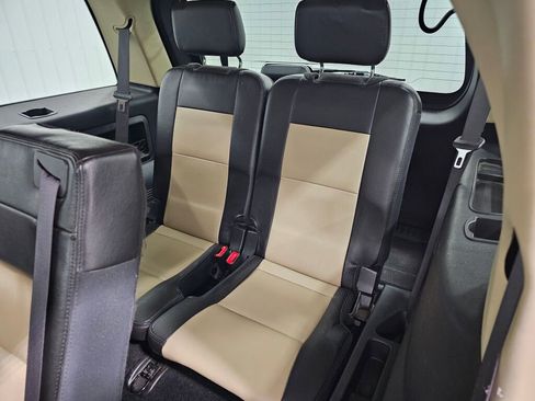 Used 2010 Ford Explorer Eddie Bauer image 4