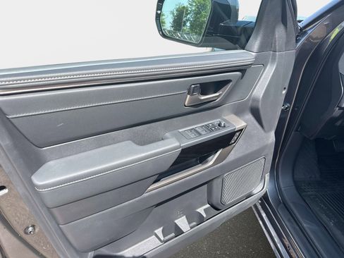 New 2026 Toyota Tundra Limited AWD/4WD image 17