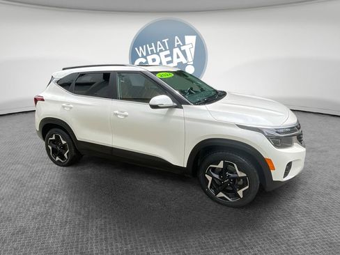 Certified 2024 Kia Seltos EX AWD/4WD image 1
