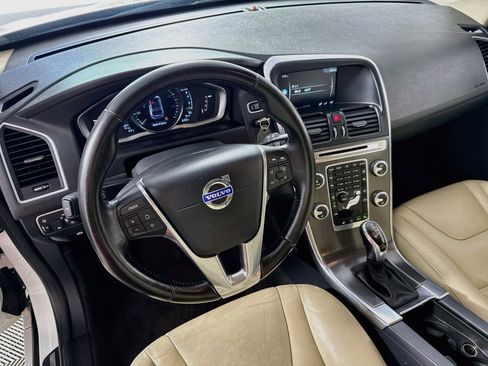 Used 2016 Volvo XC60 T6 w/ Climate Package AWD/4WD image 24