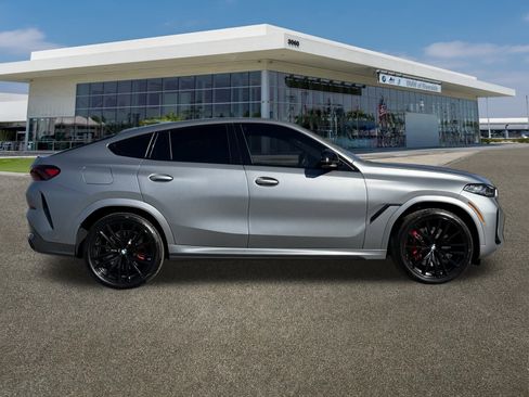 Used 2025 BMW X6 M60i image 12