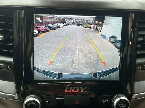 Used 2021 RAM 1500 Laramie AWD/4WD image 14