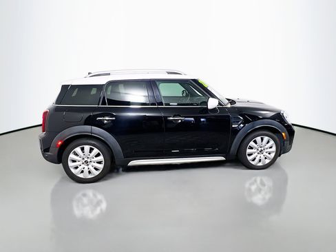 Used 2022 MINI Cooper Countryman image 3