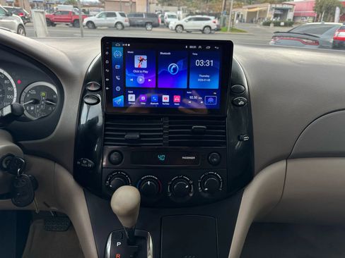 Used 2004 Toyota Sienna CE image 24