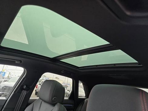 New 2025 Audi Q3 2.0T Premium Plus image 5