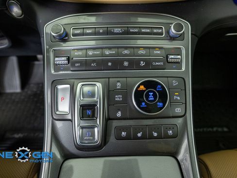 Used 2023 Hyundai Santa Fe Calligraphy AWD/4WD image 21