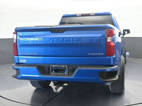 Used 2022 Chevrolet Silverado 1500 Custom image 5