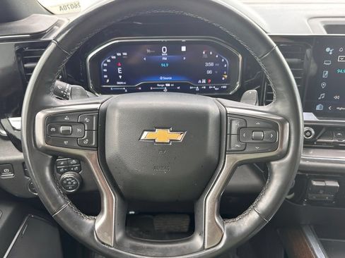 Used 2023 Chevrolet Silverado 1500 High Country w/ Technology Package AWD/4WD image 27