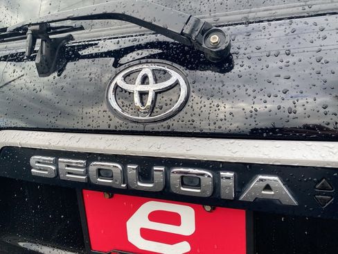 Used 2020 Toyota Sequoia Limited w/ Safety & Convenience Package image 45