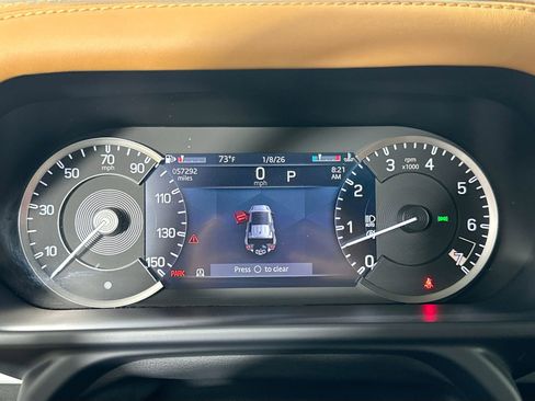 Certified 2023 Land Rover Defender 130 X-Dynamic SE image 13