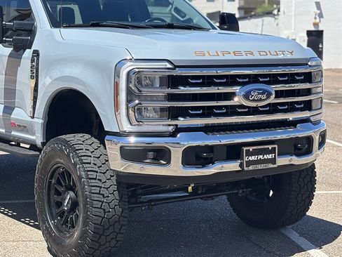 Used 2024 Ford F250 Lariat w/ Lariat Ultimate Package AWD/4WD image 12