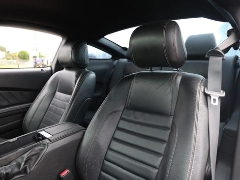 Used 2012 Ford Mustang GT Premium w/ Security Pkg RWD image 14