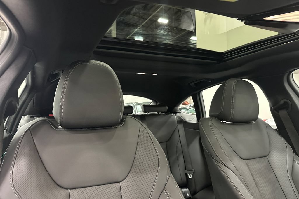 Used 2026 BMW M440i w/ Premium Package RWD image 18