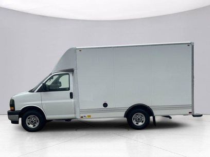New 2025 GMC Savana 3500 w/ Power Convenience Package