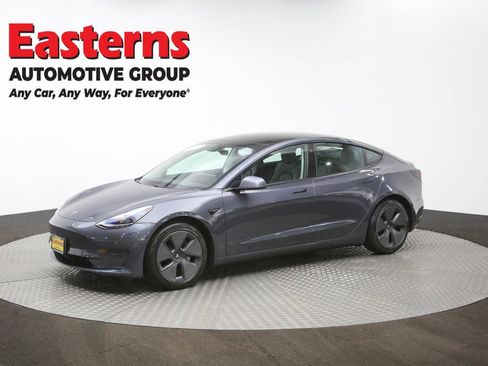 Used 2021 Tesla Model 3 Standard Range Plus image 56