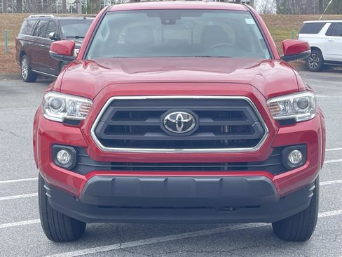 Used 2023 Toyota Tacoma SR5 w/ Technology Package image 6