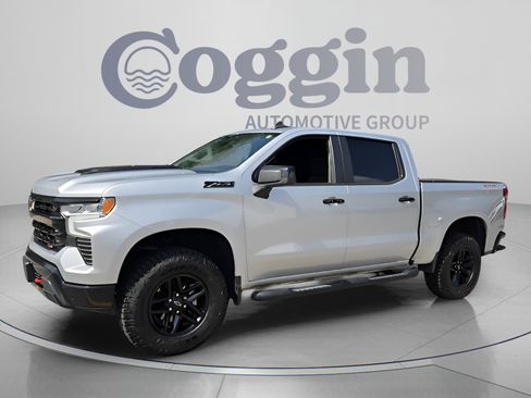 Used 2022 Chevrolet Silverado 1500 LT Trail Boss AWD/4WD image 1