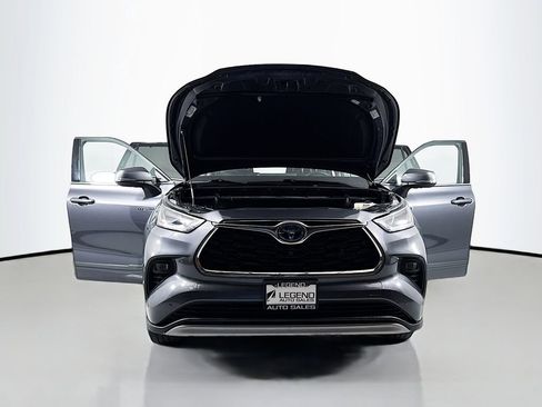 Used 2021 Toyota Highlander Platinum image 25