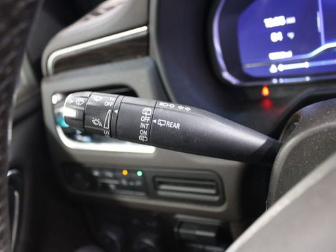 Used 2022 Chevrolet Tahoe LT w/ Luxury Package image 26