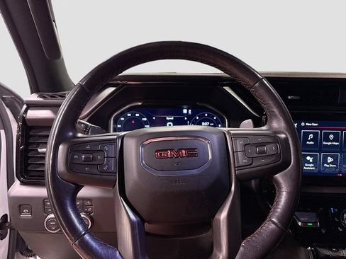 Used 2022 GMC Sierra 1500 AT4 w/ AT4 Premium Package AWD/4WD image 11