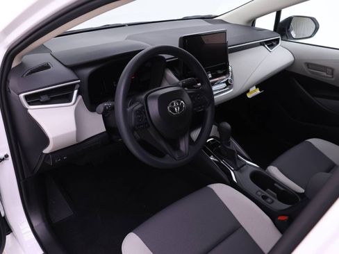 New 2026 Toyota Corolla LE image 3