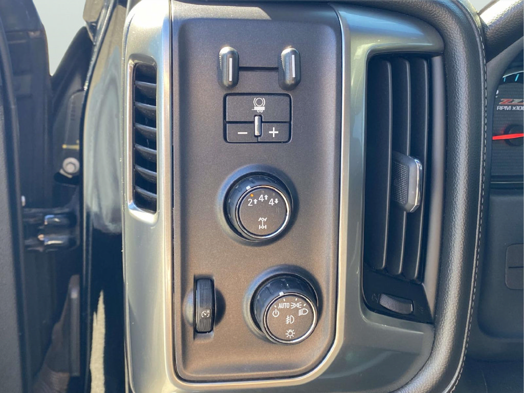 Used 2018 Chevrolet Silverado 2500 LTZ w/ Duramax Plus Package AWD/4WD image 20