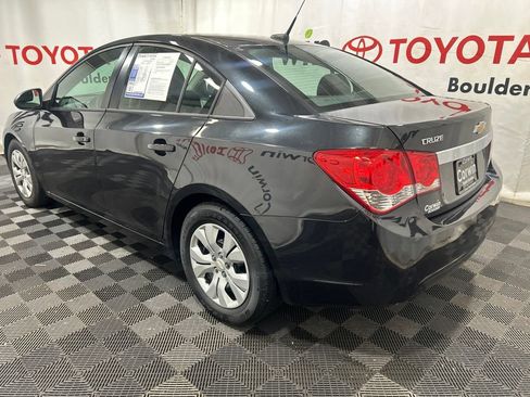 Used 2014 Chevrolet Cruze LS FWD image 5