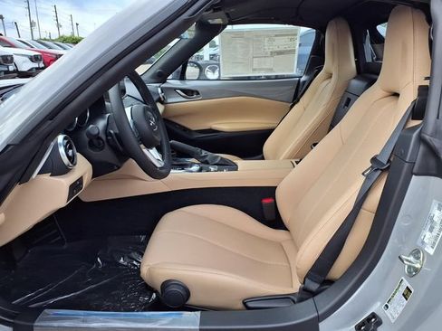 New 2026 MAZDA MX-5 Miata RF Grand Touring RWD image 13
