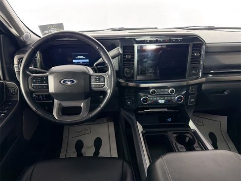 Used 2024 Ford F450 Lariat w/ Lariat Ultimate Package image 23